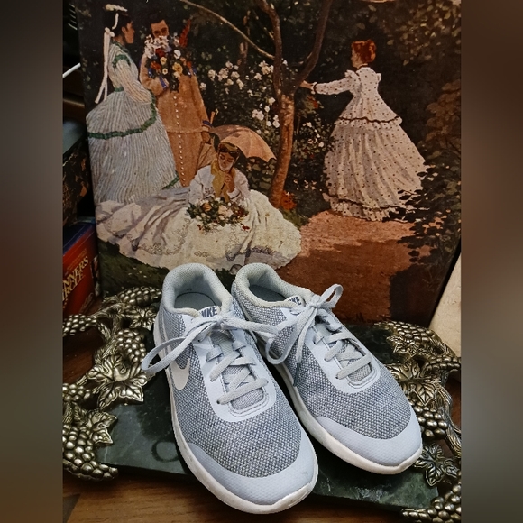 👟👟🧦Nike flex Blue & White sneakers👕👖Size 4Y, Nice Buy Nice Colors.❤️👋🛍 - Picture 13 of 13